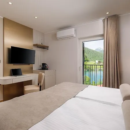 Jezero Pensionat 3*